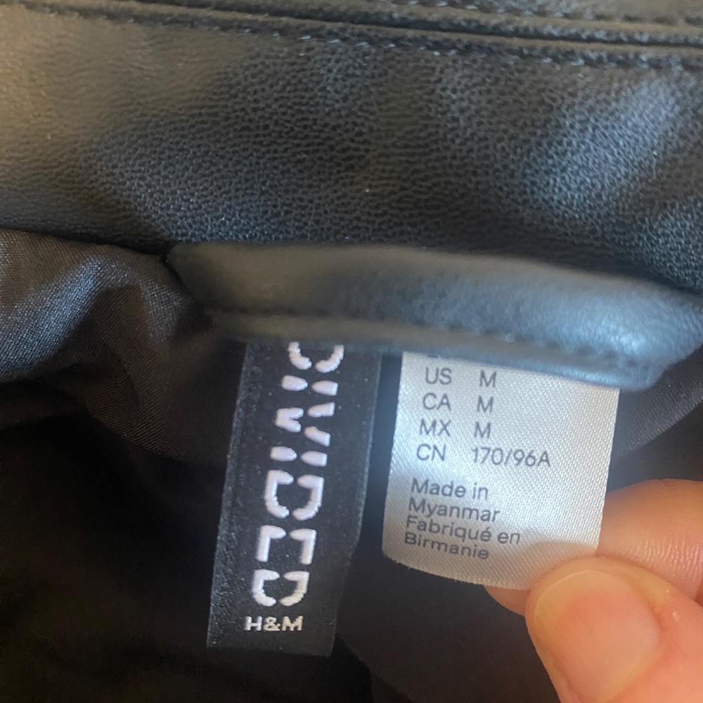 Leather jacket - Picture 5 of 7
